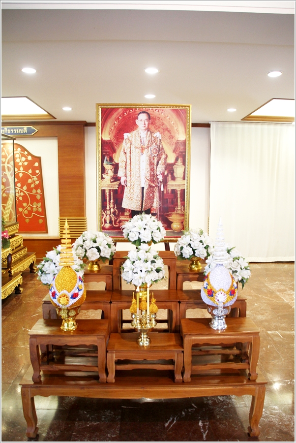 ﻿กรมบังคับคดีจัดพิธีน้อมรำลึกในพระมหากรุณาธิคุณพระบาทสมเด็จพระปรมินทรมหาภูมิพลอดุลยเดช บรมนาถบพิตร  เนื่องในวันคล้ายวันสวรรคต 13 ตุลาคม 2561